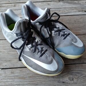 Nike Zoom Run The One Basketball Sneaker Mens 13 J